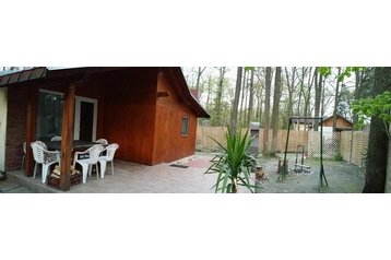 Słowacja Chata Šaštín - Stráže, Zewnątrz